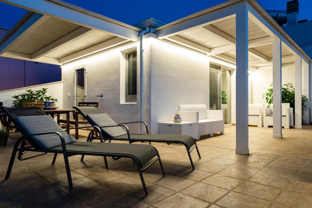 Suite Minerva โปลีญาโนอามาเร ภายนอก รูปภาพ